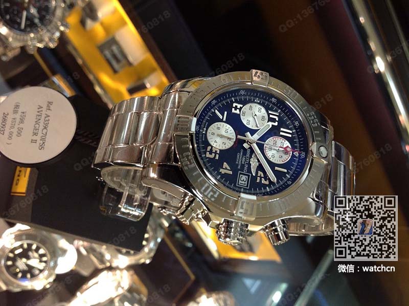 百年靈BREITLING AVENGER復(fù)仇者系列機械腕表A339C70PSS