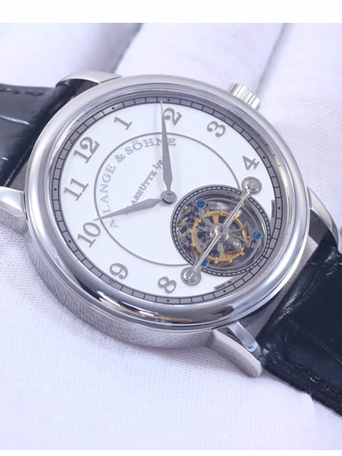 A. Lange & S?hne朗格1815系列陀飛輪腕表 精鋼表殼 白色字面 銀色數(shù)字刻度